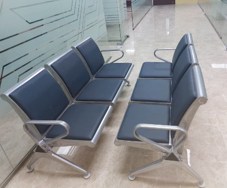 office-chair-and-stools-22