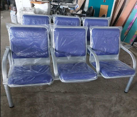 office-chair-and-stools-23
