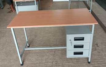 tables-executive-work-15