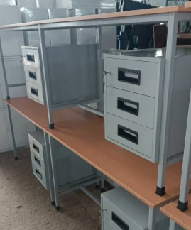 tables-executive-work-16
