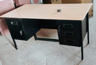 tables-executive-work-5